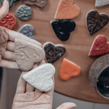 Modelando taller de cerámica